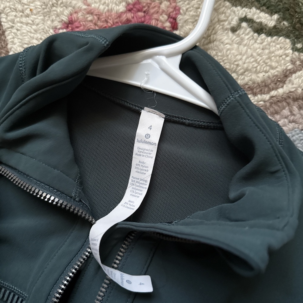 Lululemon Define Jacket - Picture 2 of 3